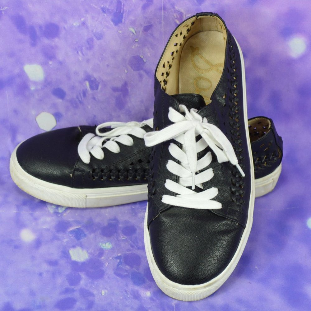 Raina Lace-up Sneakers